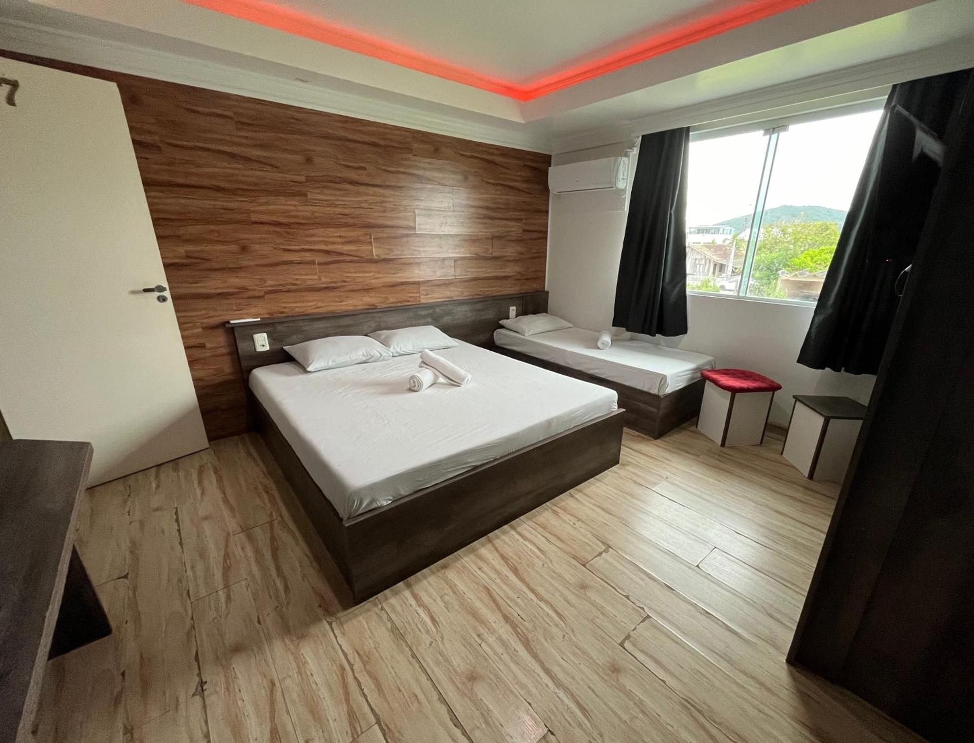 Savanna Suites - Beto Carrero Penha  Exterior foto